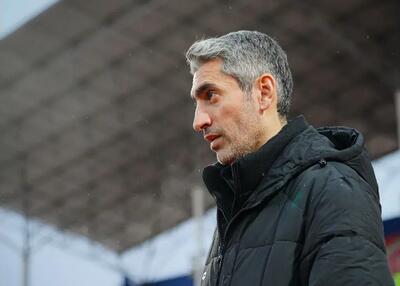 نیمه بدون گل مربیان استقلالی، پنالتی و فرصت‌سوزی!