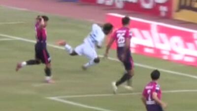 لحظه اعلام پنالتی برای گل‌گهر