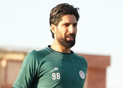 پنج دقیقه طلایی گلر محبوب فرهاد مقابل پرسپولیس