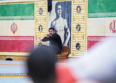 علیرضا دبیر کنار تشک تاب نمی آورد(عکس)