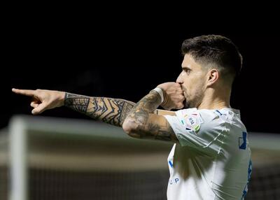 تخت گاز رئیس آسیا به سمت قهرمانی