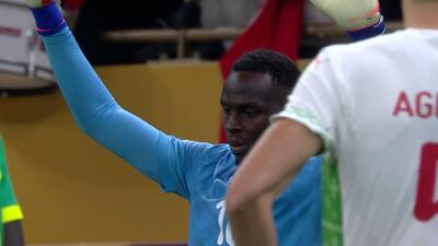 حرکات عجیب مندی قبل از زدن پنالتی!