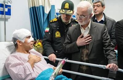 عیادت وزیر کشور از مجروحان حوادث تروریستی اخیر - اکونیوز