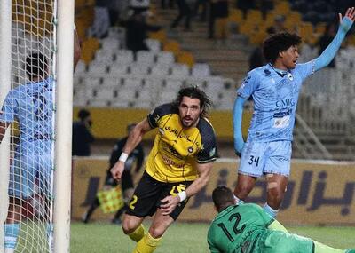 بازگشت 3 خارجی سپاهان بعد از مرخصی یک روزه!