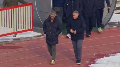 ورود صمیمانه دراگان و مجتبی به زمین مسابقه!