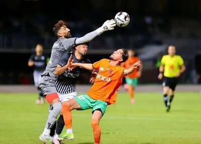 گزارش زنده بازی تراکتور مقابل مس رفسنجان