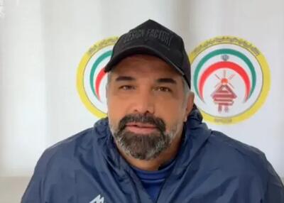 انتقاد کنایه‌آمیز پیروز از آقای دوربینی!