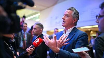  فرماندار کالیفرنیا به اروپایی‌ها: یک صدا به صورت ترامپ مشت بزنید!