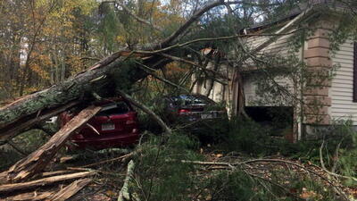 طوفان شدید در جنوب ایتالیا خسارت برجای گذاشت+فیلم