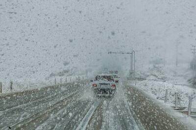  آغاز بارش برف در محورهای کوهستانی چهارمحال و بختیاری 