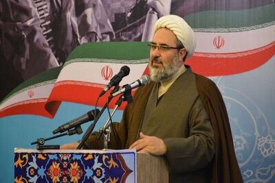  مسئول نمایندگی ولی‌فقیه در سپاه عاشورا: سپاه مقتدر و ملت هوشیار، سد راه دشمنان انقلاب است