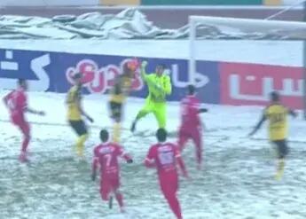 کارشناسی صحنه‌های داوری پرسپولیس - سپاهان