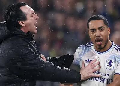 واکنش خنده‌دار امری به درگیری با ستاره استون‌ویلا