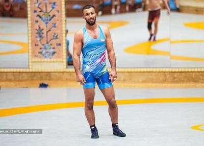 مرد یخی به یاد خاطرات طلایی توکیو(عکس)