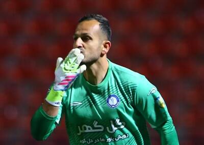 دروازه‌بان گل‌گهر پاس گل داد!