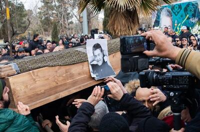  خدا رحمتت کند آقای رویگری، که با خودت اینقدر نامهربان بودی