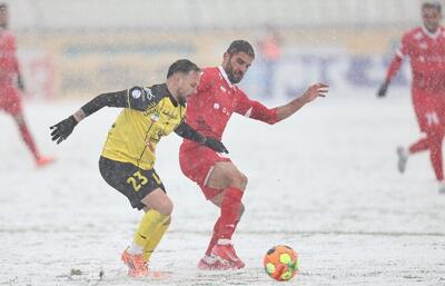 پرسپولیس - سپاهان؛ شبیه هاکی روی یخ!