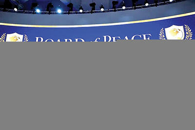 پشت‌پرده توافق غزه در داووس