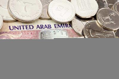 قطع اینترنت صرافی‌ها را زمین‌گیر کرد / پول‌های میلیاردی با کشتی از دبی منتقل شد