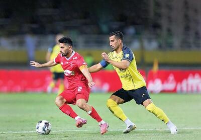 ببینید | صعود پرسپولیس به صدر جدول با شکست سپاهان