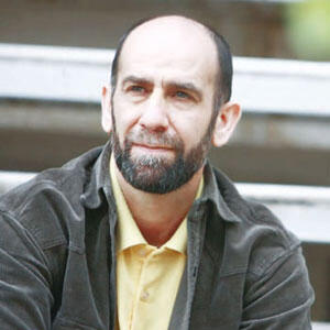  از رسانه ها/ مردم می‌توانند روشنفکران را به جایگاه واقعی خودشان بازگردانند