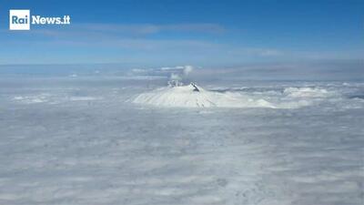  کوه اتنا در سیسیل پوشیده از برف شد