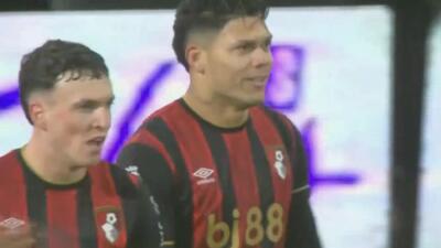 گل اول بورنموث به لیورپول توسط اوانیلسون