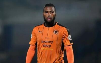 نازون به تمرین‌های استقلال پیوست