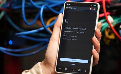 ادعای تسنیم: با قطع اینترنت، از شدت نوسانات بازار ارز و طلا کاسته شده!