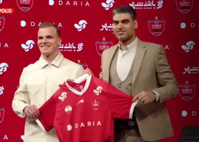 رونمایی رسمی پرسپولیس از دو خرید جدید