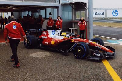 اولین رانندگی لوئیس همیلتون با فراری SF-26 و امیدواری بزرگ به فصل ۲۰۲۶ - پدال