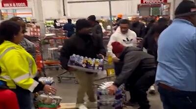 جارو کردن فروشگاه‌های زنجیره‌ای از ترس قحطی