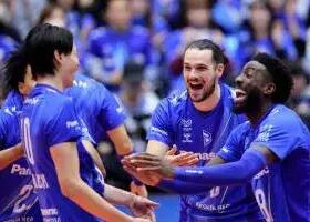 ژاپن قلب فوق‌ستاره والیبال را تسخیر کرد