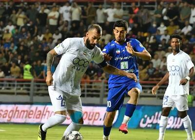 بازیکن استقلال در جمع شاگردان حسینی