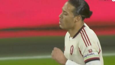 گل اول لیورپول به بورنموث توسط فن‌دایک