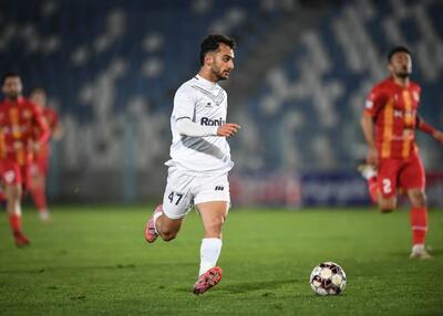 فخریان بعد از گل، خطر شکستگی کمر (عکس)