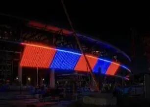 نمای نورپردازی شده نوکمپ جدید (عکس)