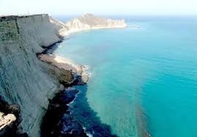 دریاى عرب کجاست؟