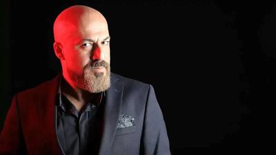  امیر آقایی با یک شمایل متفاوت جلب‌توجه کرد