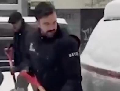  ببینید / مشارکت زهران ممدانی، شهردار نیویورک در برف‌روبی شهر پس از طوفان