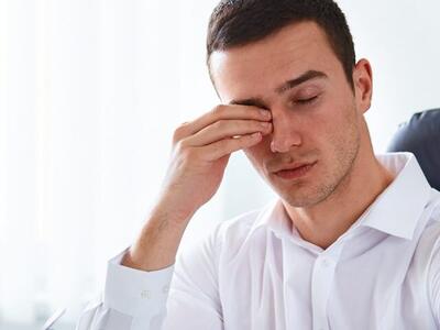  ۴ تمرین ساده برای رفع خستگی چشم