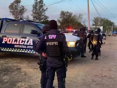 جان‌باختن ۱۱ تن در حمله مسلحانه در زمین فوتبالی در مکزیک