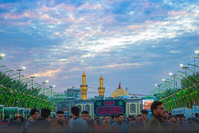  ویدئو| گلباران بین‌الحرمین در روز ولادت حضرت عباس (ع)