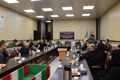  دیدار فرمانده نیروی زمینی ارتش با جانبازان و ایثارگران