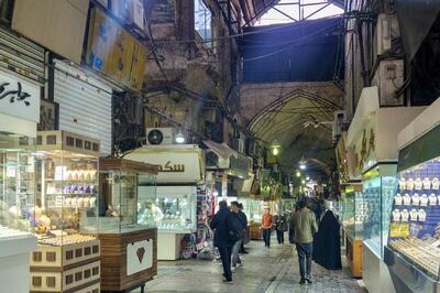  بازار تهران ایستاده بدون مشتری!