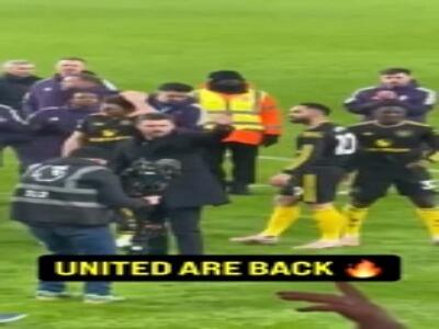 حمایت همه جانبه هواداران از کریک و منچستریونایتد