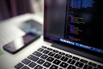 برنامه‌نویسان: قطعی اینترنت، برنامه‌نویسی را از یادمان برد!