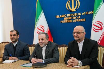  نشست وبیناری وزیر امور خارجه با سفرا و رؤسای نمایندگی‌های جمهوری اسلامی ایران در اروپای شرقی