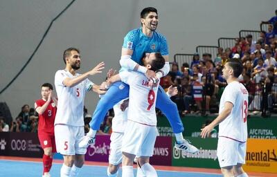 سنگ تمام AFC  برای شاگرد وحید شمسایی