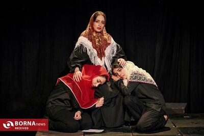 «هُمای» روایتگر زندگی سه زن در برهه‌های مختلف؛ رهگذر: کمک‌هزینه‌های پرداختی در شان جشنواره تئاتر فجر نیست